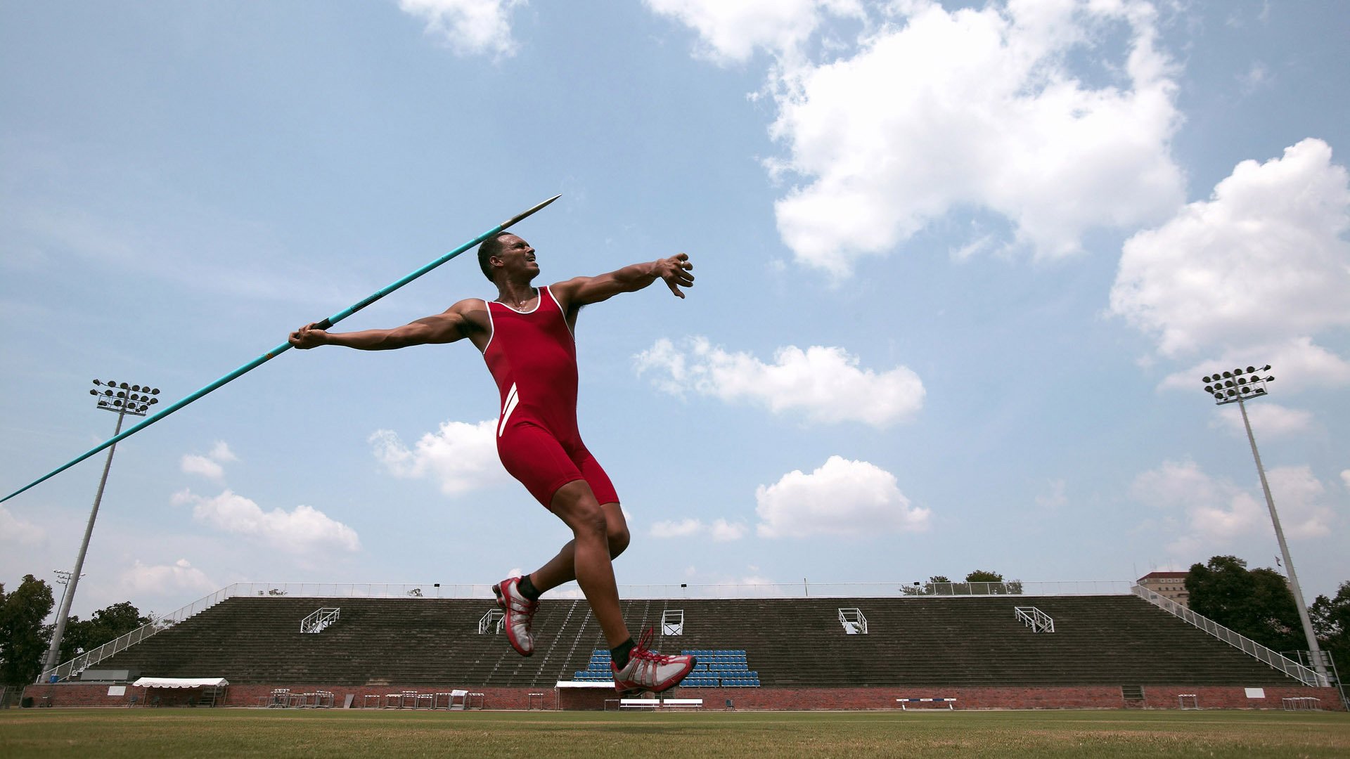 AIYOUXI.COM-“德甲决战在即：领跑队伍士气高昂”，德甲收官战