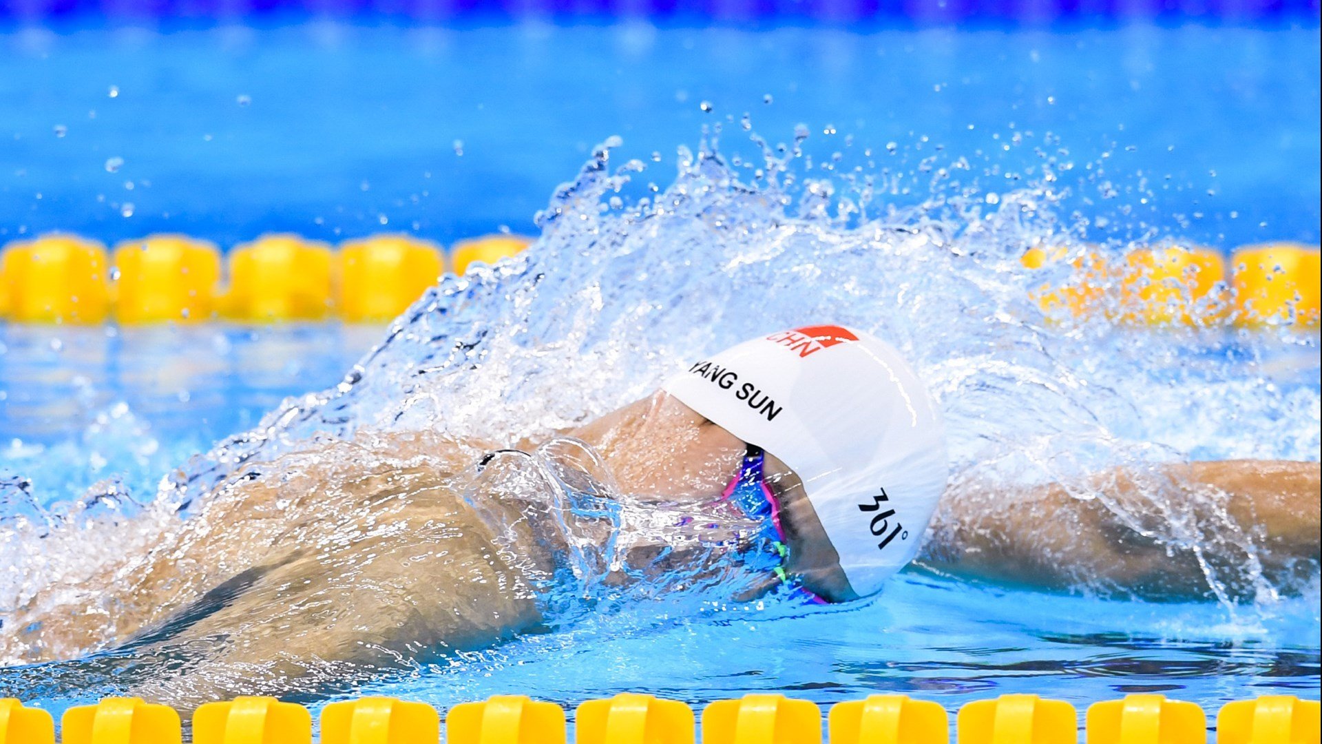 爱游戏中国官方网站平台-《电子竞技职业化：行业规范化迈出关键一步》，电子竞技职业化背后的隐忧