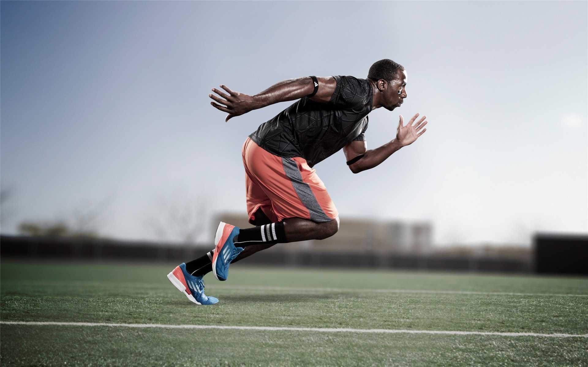 爱游戏-全国大学生田径锦标赛举办，众多新星脱颖而出，全国大学生田径选拔赛